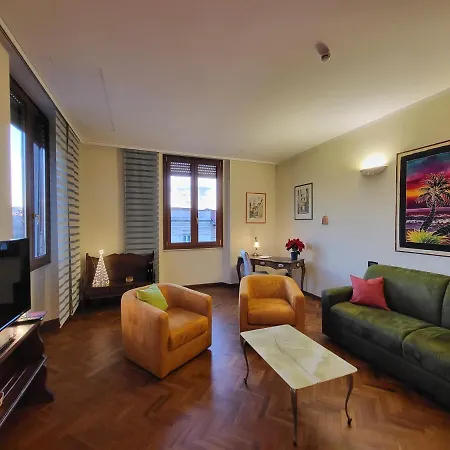 Residenza Del Roster Apartman